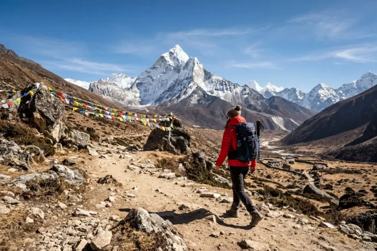 Everest Base Camp trekking trail with Ama Dablam
