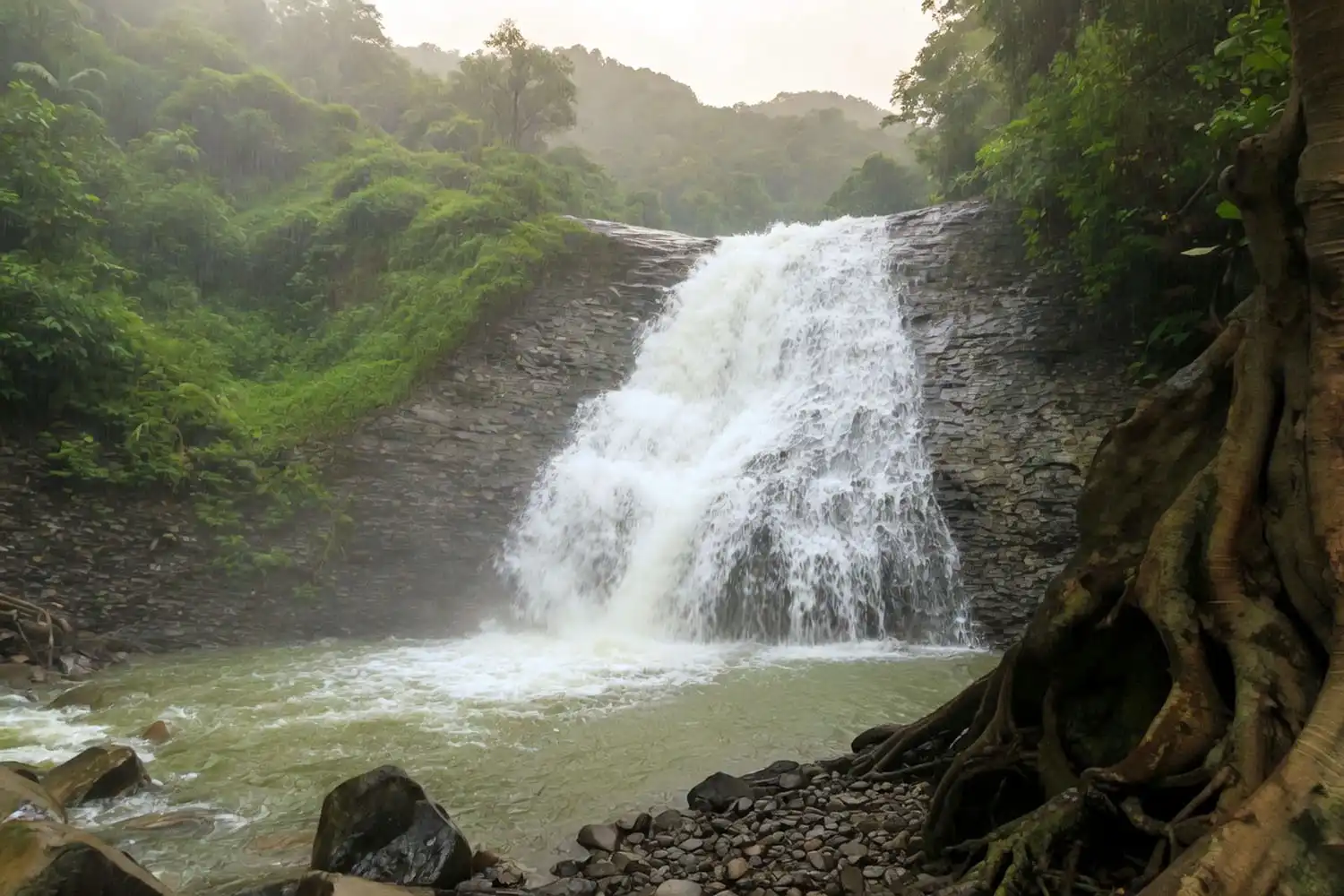 Kumari Waterfall in full monsoon