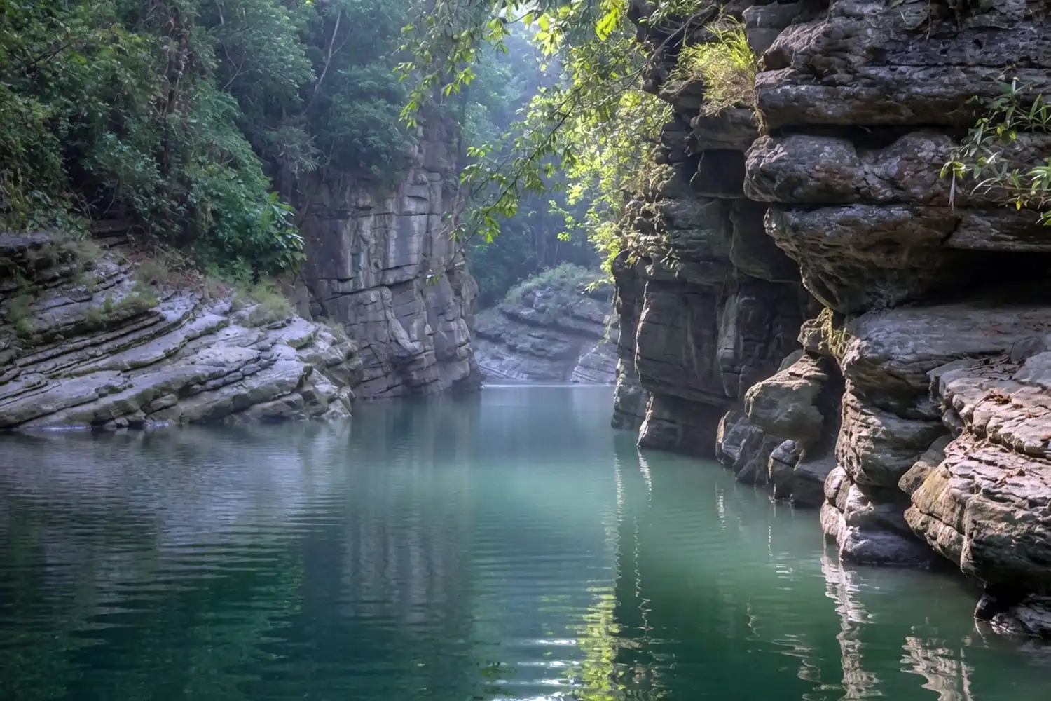 Satvaikhum River, Bandarban